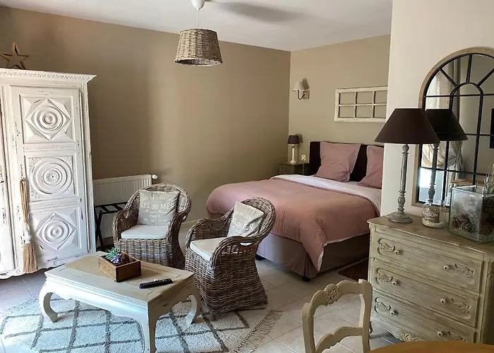 Chambres D Hotes La Suite Du 12