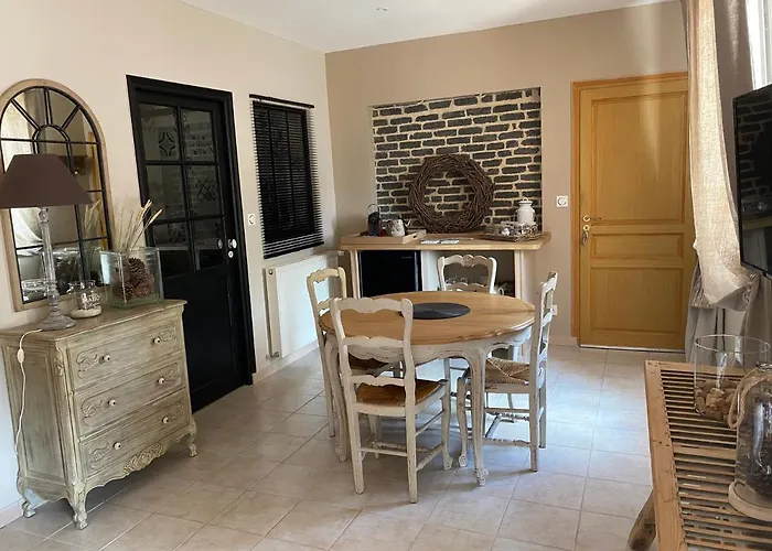 Chambres D Hotes La Suite Du 12