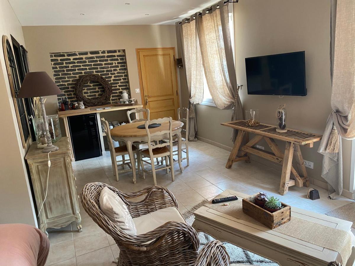 D Hotes La Du 12 Bed & Breakfast Brie (Somme)