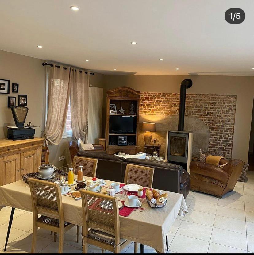 D Hotes La Du 12 Bed & Breakfast Brie (Somme)